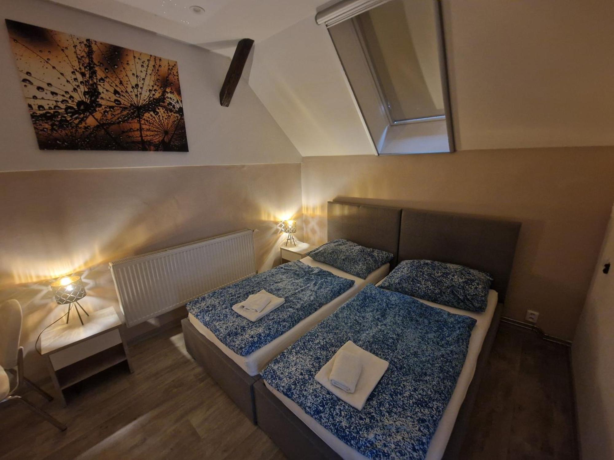 Apartmany Pod Klasterem Kladruby  ภายนอก รูปภาพ