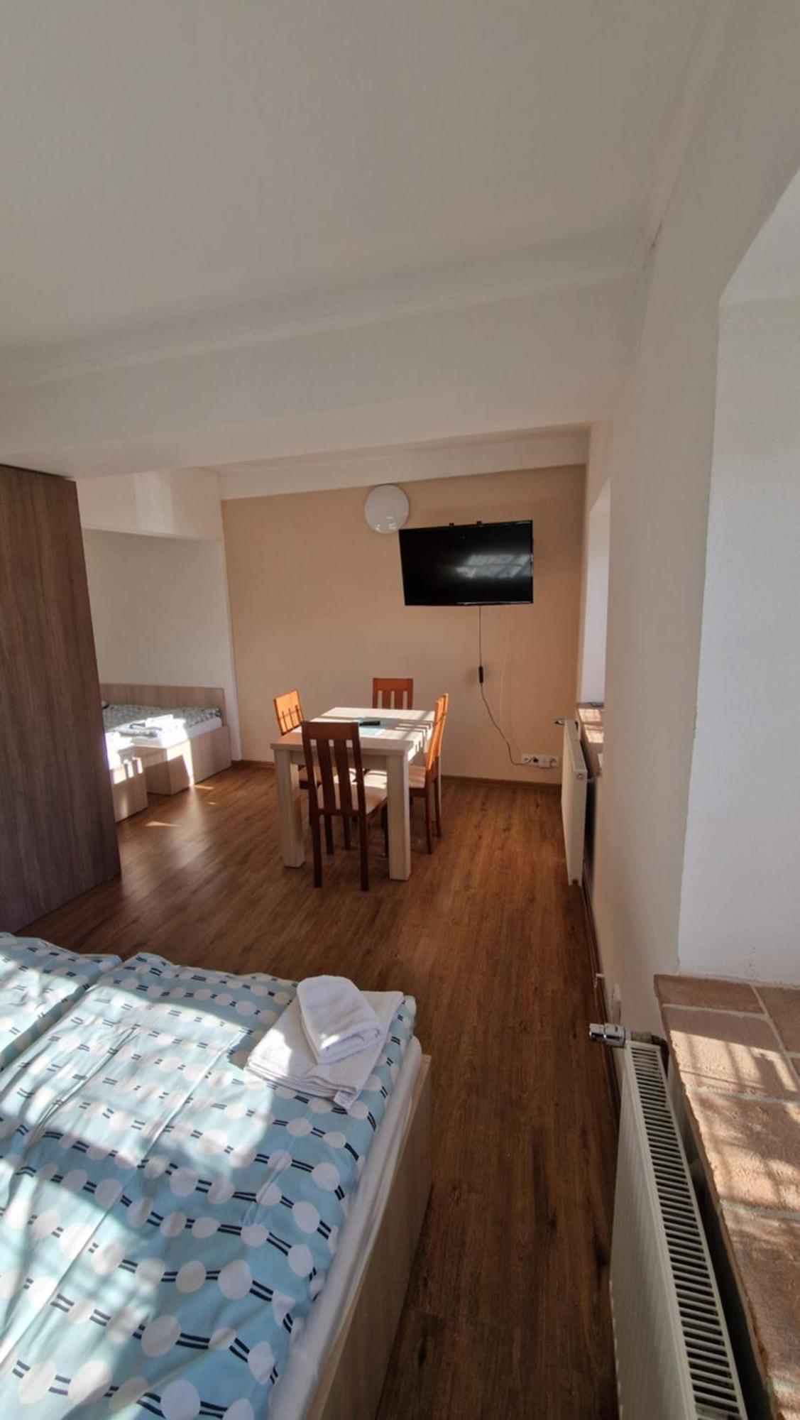 Apartmany Pod Klasterem Kladruby  ภายนอก รูปภาพ