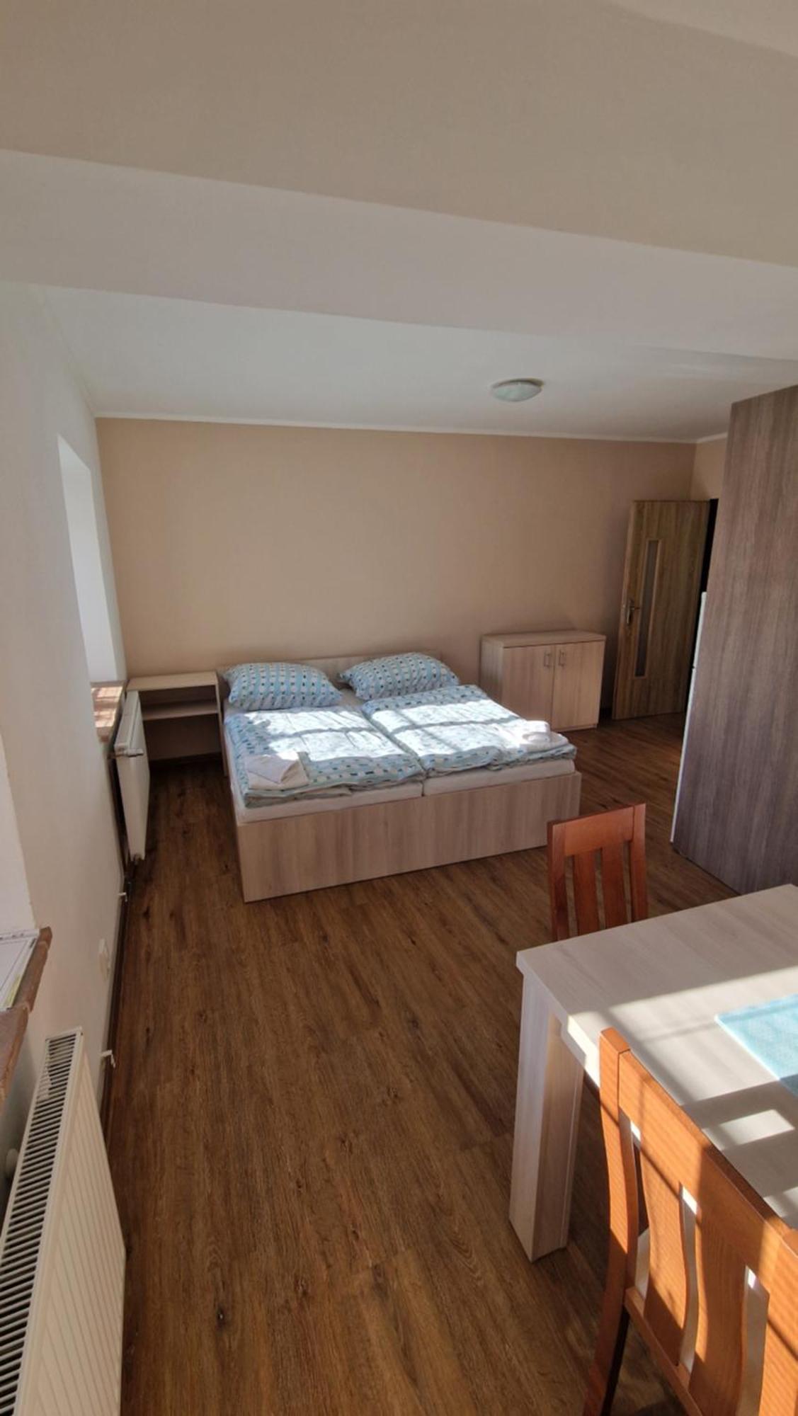 Apartmany Pod Klasterem Kladruby  ภายนอก รูปภาพ